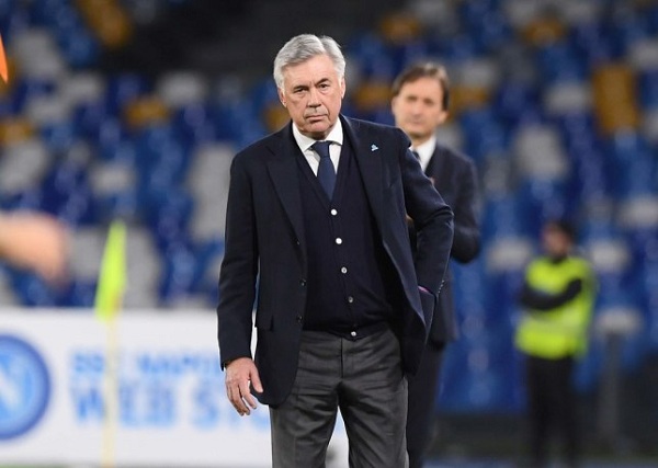 Everton Berminat pada Carlo Ancelotti