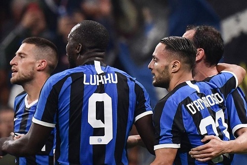 Inter Milan Unggul 1 Poin Dari Juventus